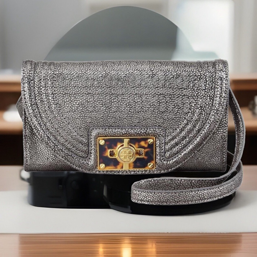 Tory Burch Tortoise clutch crossbody leather bag